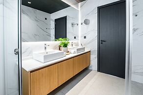 Porta Suites
