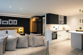 Porta Suites
