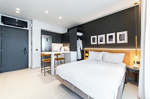 Porta Suites