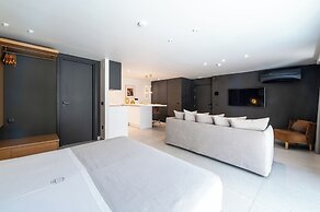 Porta Suites