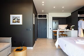 Porta Suites