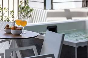 Porta Suites