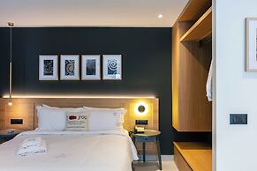 Porta Suites