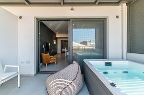 Porta Suites