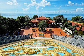 Calidum Phu Quoc Hotel