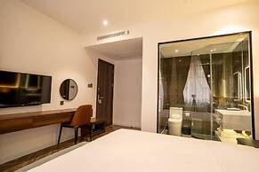 Calidum Phu Quoc Hotel