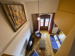 Oasis Hotel