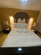 Oasis Hotel