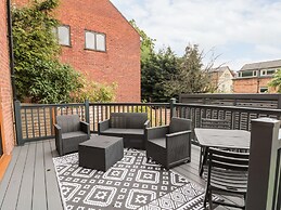 5 Westwood Road