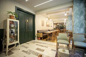 21 Rooms Hotel