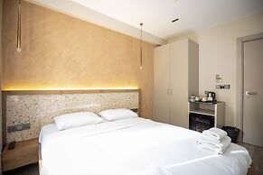 21 Rooms Hotel