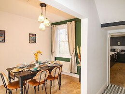 Wolf Cottage