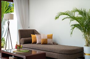 WAKA VILLA Private Resort & Spa 16 + Adults Only