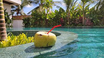 WAKA VILLA Private Resort & Spa 16 + Adults Only