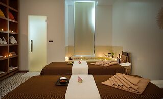 WAKA VILLA Private Resort & Spa 16 + Adults Only