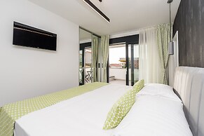 Luxury villas Joy