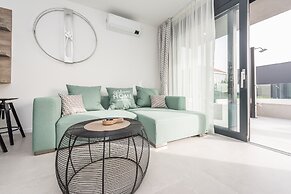 Luxury villas Joy