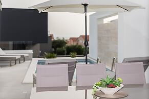 Luxury villas Joy