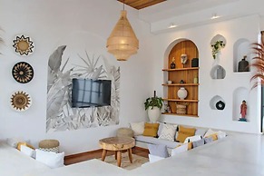 Good Vibe Villa - 3 Bdrm Luxury Villa