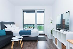 WaterFront City Apartments by FirstHost