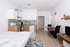 WaterFront City Apartments by FirstHost