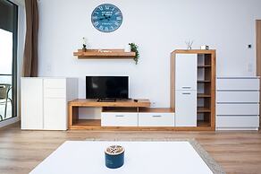 WaterFront City Apartments by FirstHost