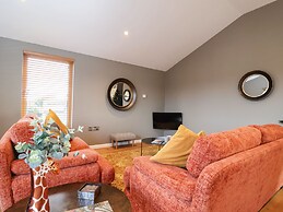 Woodbridge Penthouse
