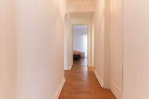 Oeiras Balcony by Homing