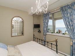 Raven Cottage