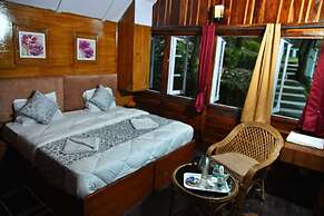 Kumaon Roop Resort