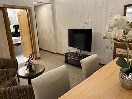 Lily Rooms