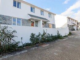 6B The Mews