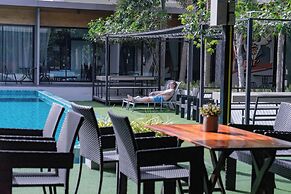 S Club & Hotel