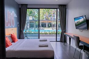 S Club & Hotel