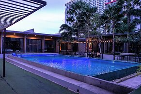 S Club & Hotel
