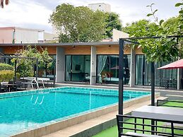S Club & Hotel