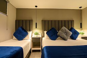 4 Sur Hotel