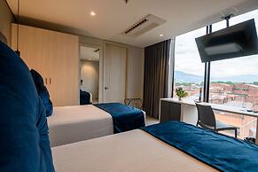 4 Sur Hotel