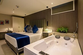 4 Sur Hotel