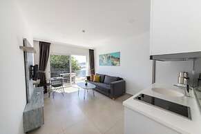 Seafront Flat With Breathtaking Sea View in Bodrum