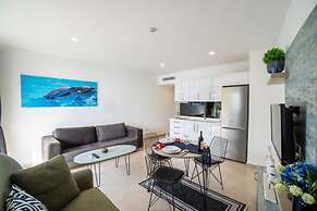 Seafront Flat With Breathtaking Sea View in Bodrum