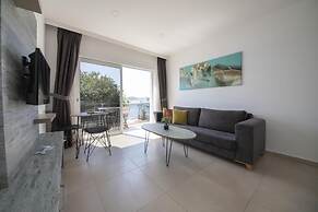 Seafront Flat With Breathtaking Sea View in Bodrum