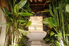 Larose Villas and Boutique Camp