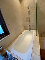 Larose Villas and Boutique Camp
