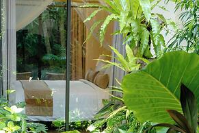Larose Villas and Boutique Camp