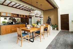 Larose Villas and Boutique Camp