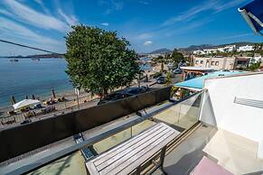 Seafront Flat With Excellent Sea View in Bodrum