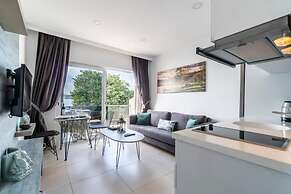 Seafront Flat With Excellent Sea View in Bodrum