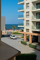 Fully Equipped Beach Home