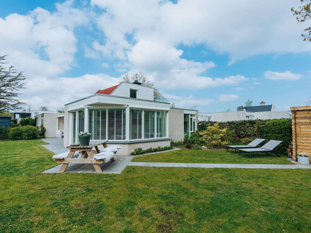 Bright Holiday Home With Covered Veranda